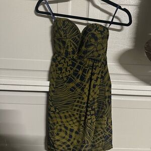 Elegant Strapless Dress in Olive and Black